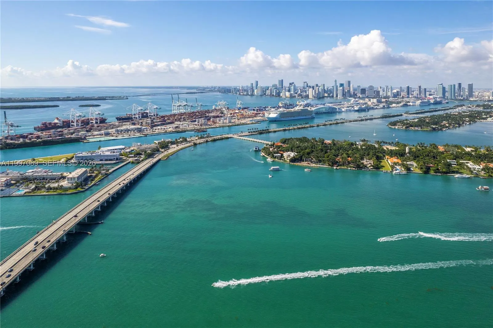 650 West Ave 1912, Miami Beach, Florida 33139, Miami Beach, Florida 33139, 2 Bedrooms Bedrooms, ,2 BathroomsBathrooms,Residential Lease,For Rent,650 West Ave 1912, Miami Beach, Florida 33139,A11997089