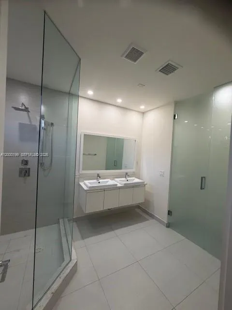 6434 Nw 104th Ct 6434, Doral, Florida 33178, Doral, Florida 33178, 3 Bedrooms Bedrooms, ,2 BathroomsBathrooms,Residential Lease,For Rent,6434 Nw 104th Ct 6434, Doral, Florida 33178,A12000199