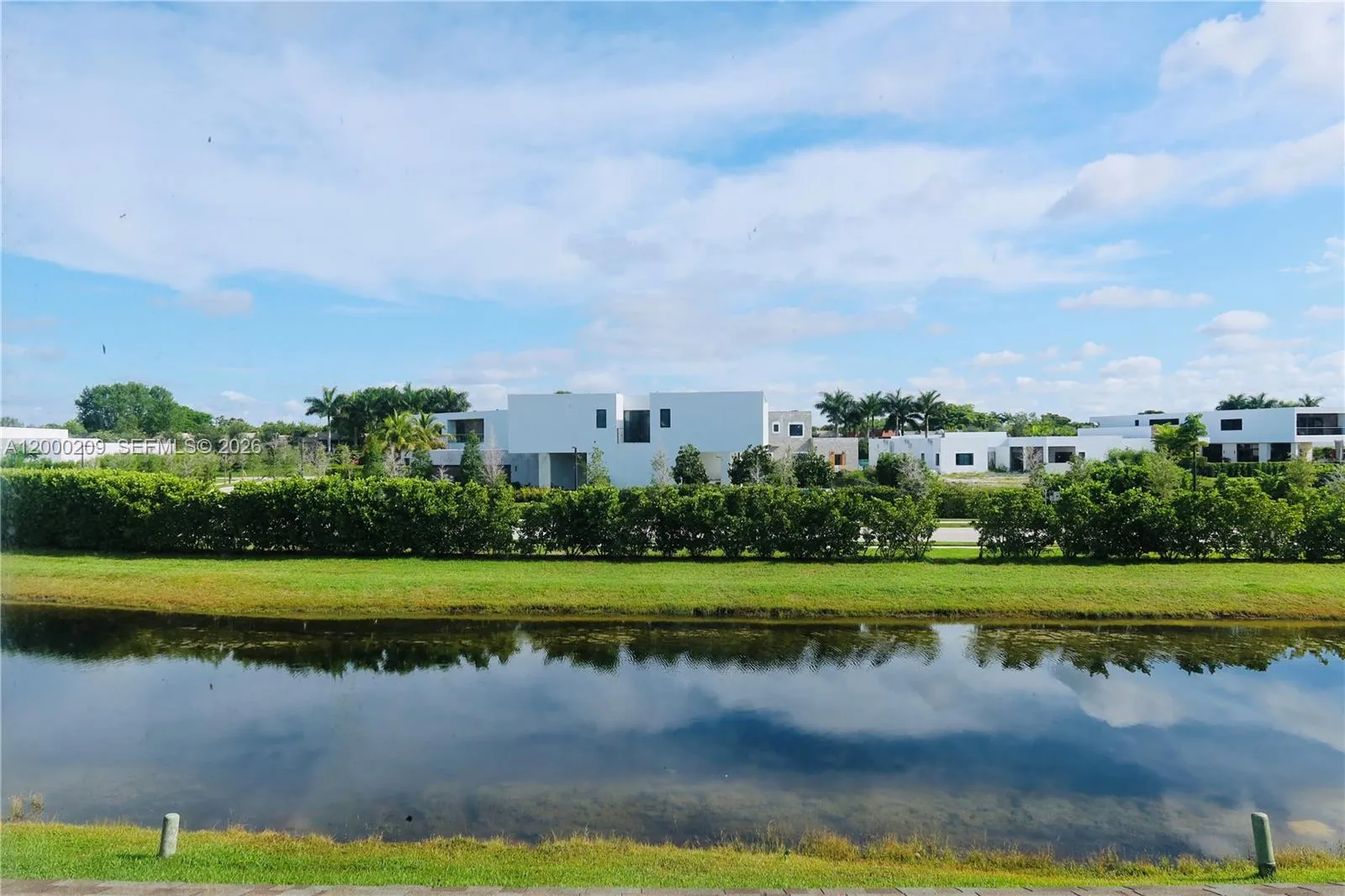 Weston, Florida 33326, 2 Bedrooms Bedrooms, ,2 BathroomsBathrooms,Residential Lease,For Rent,A12000209
