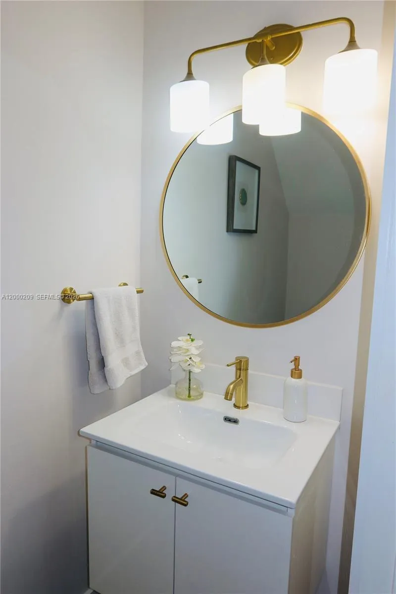 Weston, Florida 33326, 2 Bedrooms Bedrooms, ,2 BathroomsBathrooms,Residential Lease,For Rent,A12000209