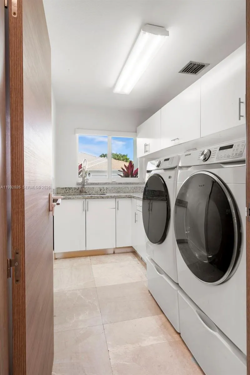 15501 Sw 77th Ave, Palmetto Bay, Florida 33157, Palmetto Bay, Florida 33157, 4 Bedrooms Bedrooms, ,3 BathroomsBathrooms,Residential,For Sale,15501 Sw 77th Ave, Palmetto Bay, Florida 33157,A11992026
