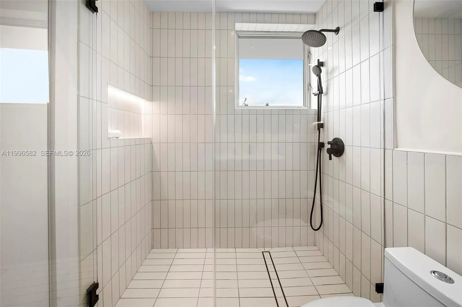 Miami Beach, Florida 33141, 2 Bedrooms Bedrooms, ,2 BathroomsBathrooms,Residential Lease,For Rent,A11996582