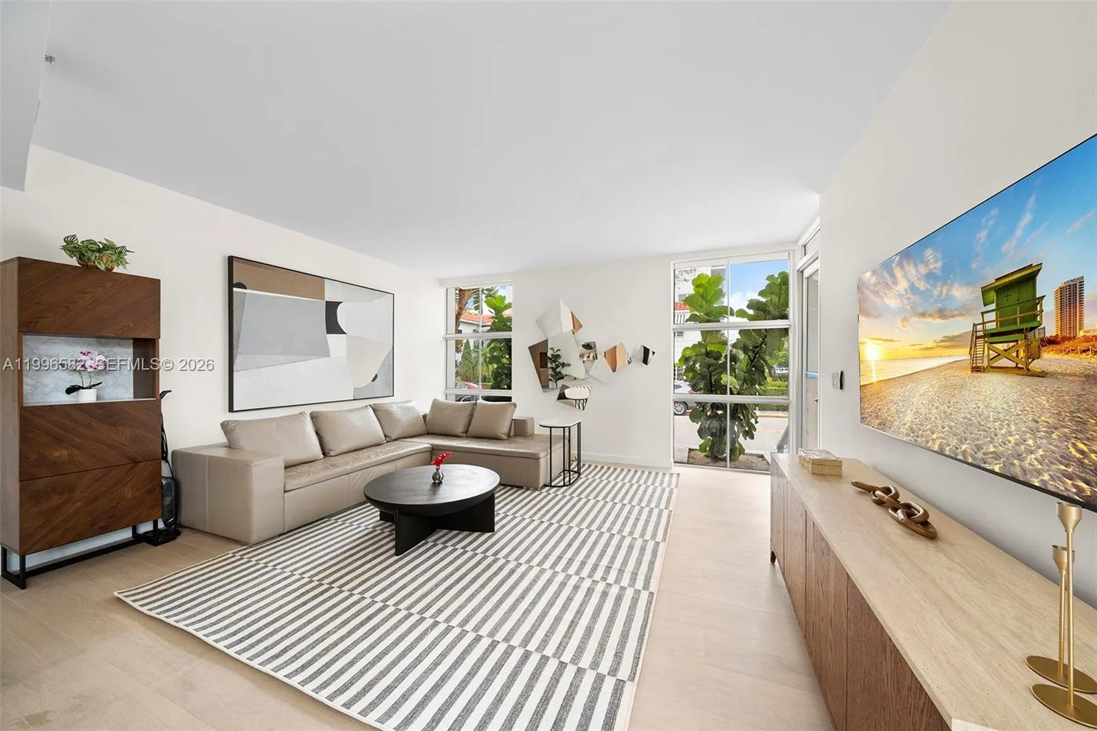 Miami Beach, Florida 33141, 2 Bedrooms Bedrooms, ,2 BathroomsBathrooms,Residential Lease,For Rent,A11996582