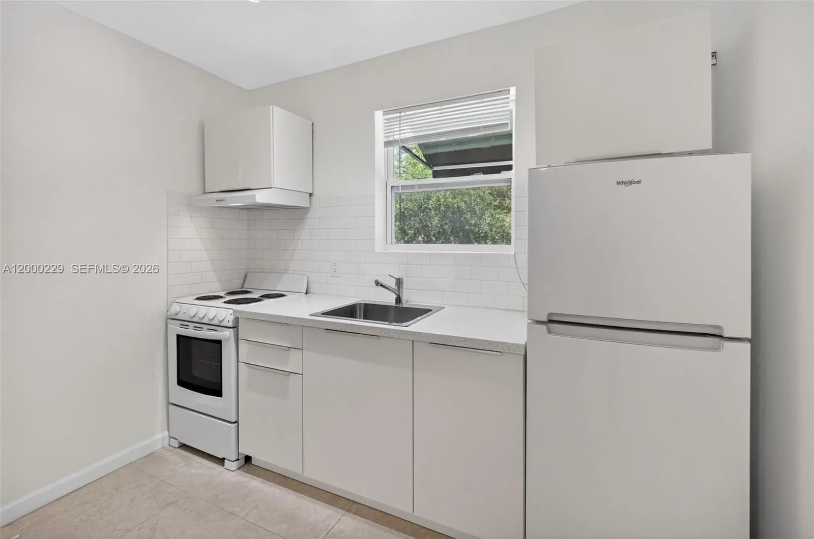 3676 Oak Ave 7, Miami, Florida 33133, Miami, Florida 33133, 1 Bedroom Bedrooms, ,1 BathroomBathrooms,Residential Lease,For Rent,3676 Oak Ave 7, Miami, Florida 33133,A12000229