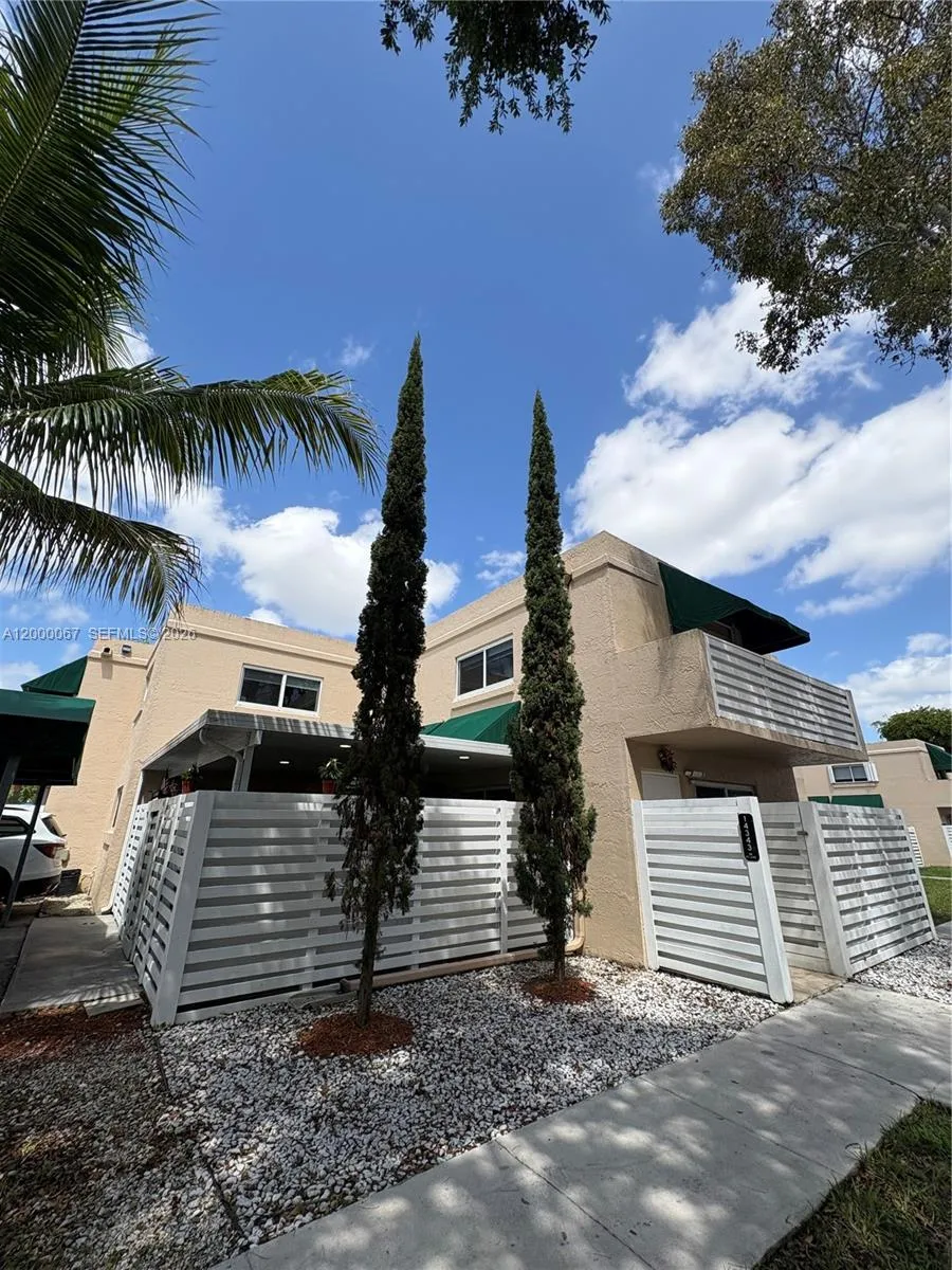 14343 Sw 97th Ln, Miami, Florida 33186, Miami, Florida 33186, 2 Bedrooms Bedrooms, ,2 BathroomsBathrooms,Residential,For Sale,14343 Sw 97th Ln, Miami, Florida 33186,A12000067