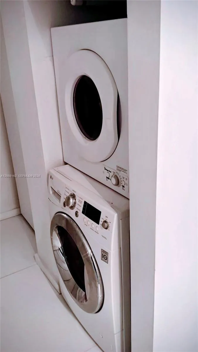 798 Crandon Blvd 55-b, Key Biscayne, Florida 33149, Key Biscayne, Florida 33149, 1 Bedroom Bedrooms, 1 Room Rooms,1 BathroomBathrooms,Residential,For Sale,798 Crandon Blvd 55-b, Key Biscayne, Florida 33149,A12000162