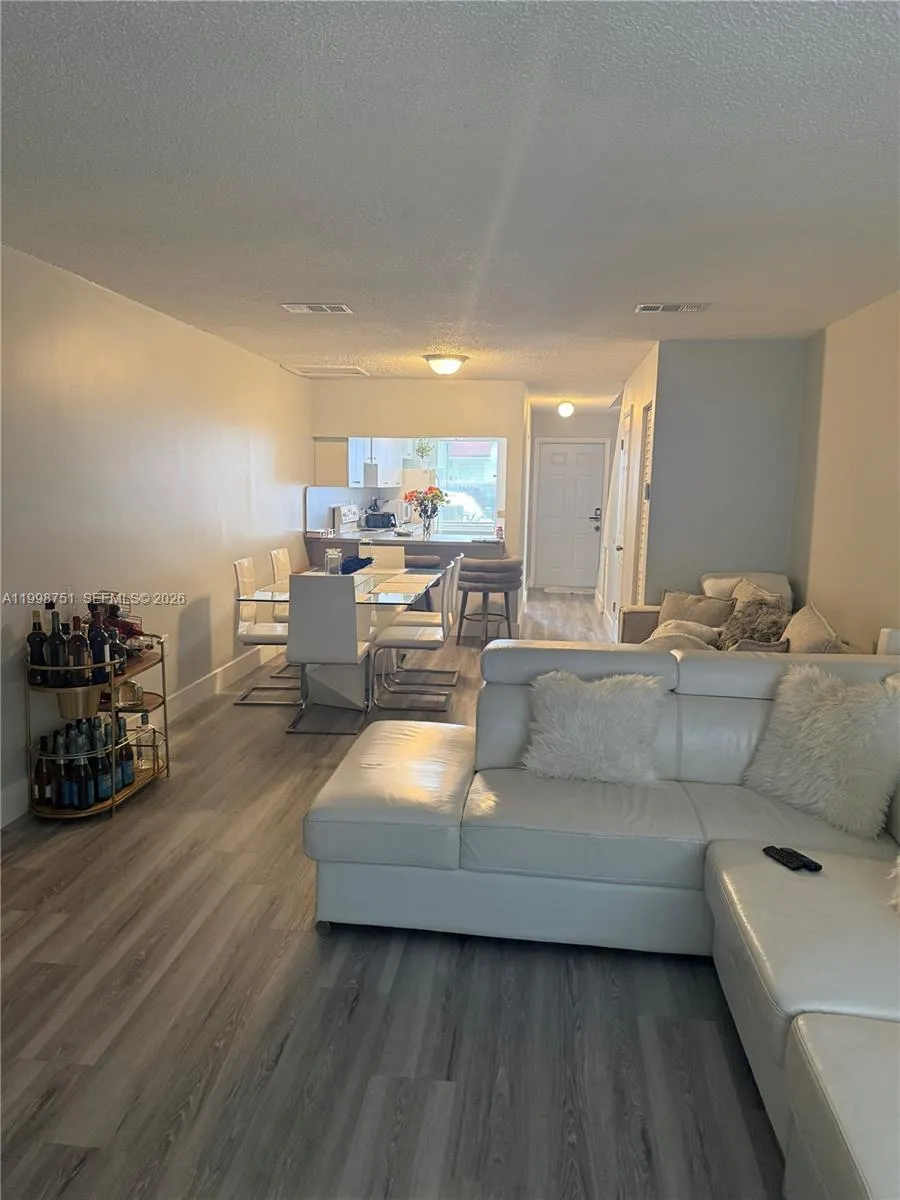 401 Sw 109th Ave, Sweetwater, Florida 33174, Sweetwater, Florida 33174, ,Residential Income,For Sale,401 Sw 109th Ave, Sweetwater, Florida 33174,A11998751
