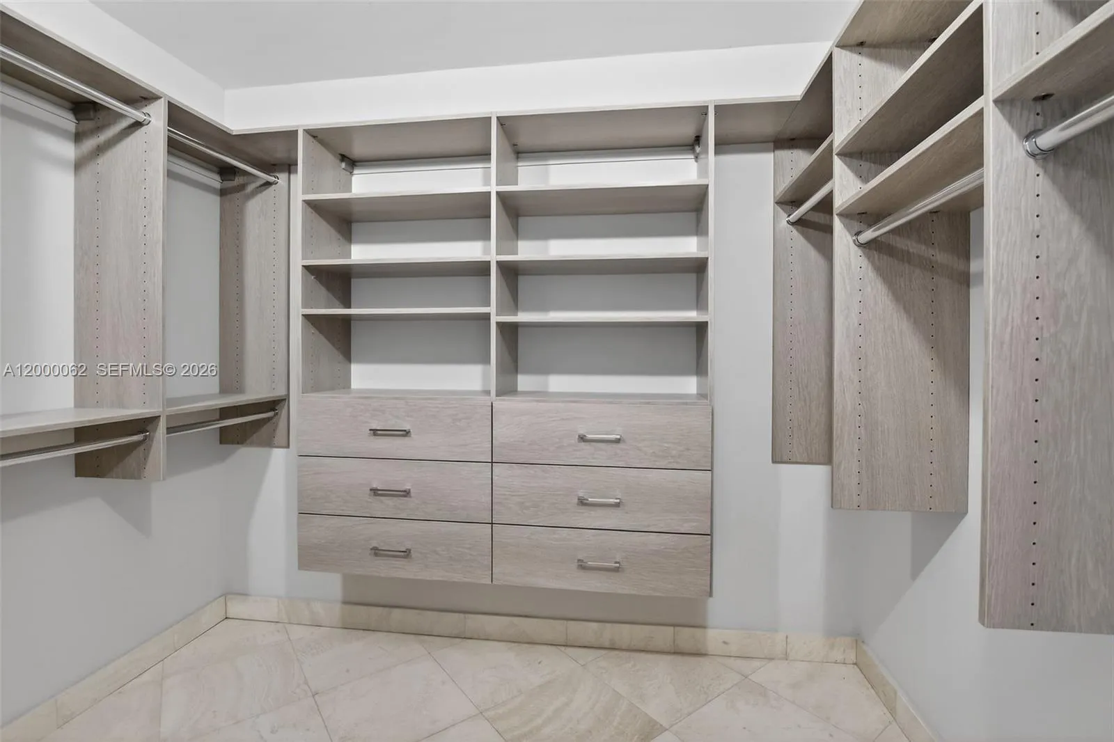 18671 Collins Ave 1702, Sunny Isles Beach, Florida, Sunny Isles Beach, Florida 33160, 3 Bedrooms Bedrooms, ,3 BathroomsBathrooms,Residential,For Sale,18671 Collins Ave 1702, Sunny Isles Beach, Florida,A12000062