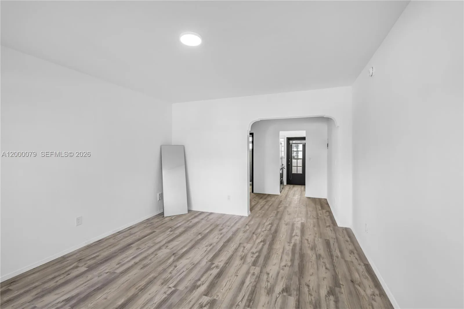 717 Espanola Way 110, Miami Beach, Florida 33139, Miami Beach, Florida 33139, ,1 BathroomBathrooms,Residential Lease,For Rent,717 Espanola Way 110, Miami Beach, Florida 33139,A12000079