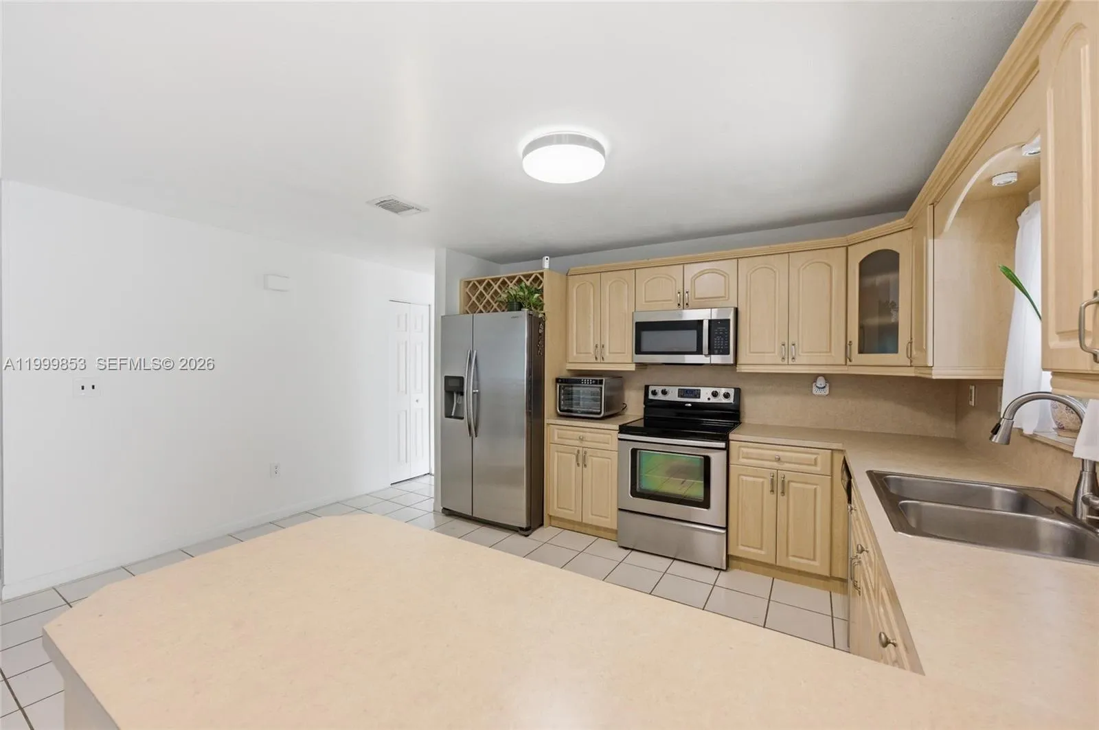 14600 Ashland Pl, Davie, Florida 33325, Davie, Florida 33325, 4 Bedrooms Bedrooms, ,2 BathroomsBathrooms,Residential,For Sale,14600 Ashland Pl, Davie, Florida 33325,A11999853