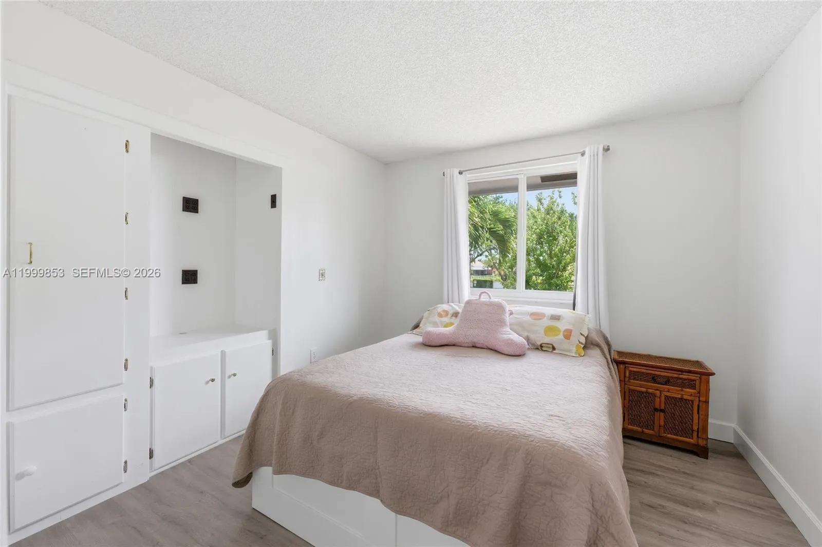 14600 Ashland Pl, Davie, Florida 33325, Davie, Florida 33325, 4 Bedrooms Bedrooms, ,2 BathroomsBathrooms,Residential,For Sale,14600 Ashland Pl, Davie, Florida 33325,A11999853