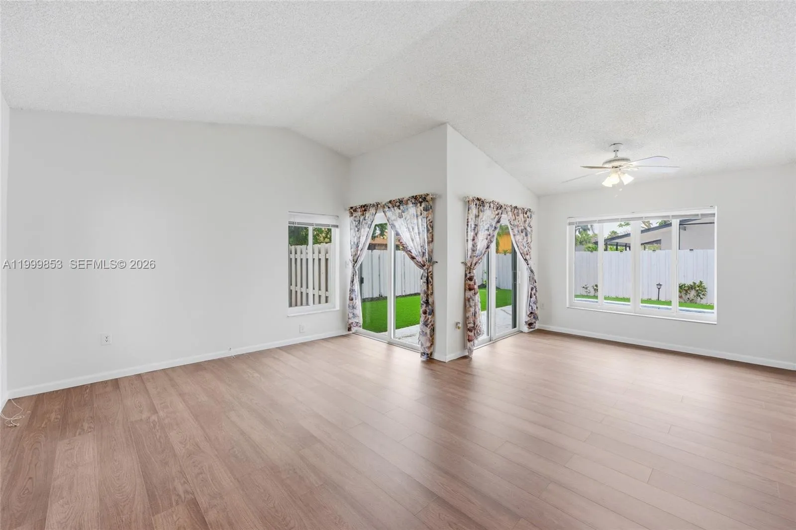 14600 Ashland Pl, Davie, Florida 33325, Davie, Florida 33325, 4 Bedrooms Bedrooms, ,2 BathroomsBathrooms,Residential,For Sale,14600 Ashland Pl, Davie, Florida 33325,A11999853