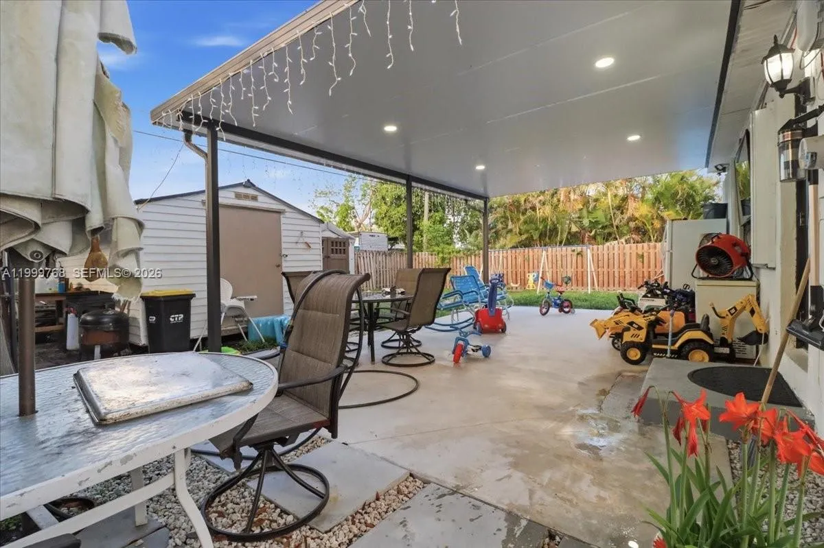 7551 Polk St, Hollywood, Florida 33024, Hollywood, Florida 33024, 3 Bedrooms Bedrooms, ,1 BathroomBathrooms,Residential Lease,For Rent,7551 Polk St, Hollywood, Florida 33024,A11999768