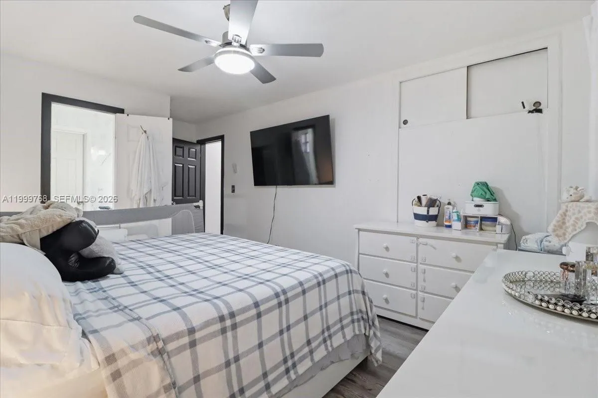 7551 Polk St, Hollywood, Florida 33024, Hollywood, Florida 33024, 3 Bedrooms Bedrooms, ,1 BathroomBathrooms,Residential Lease,For Rent,7551 Polk St, Hollywood, Florida 33024,A11999768