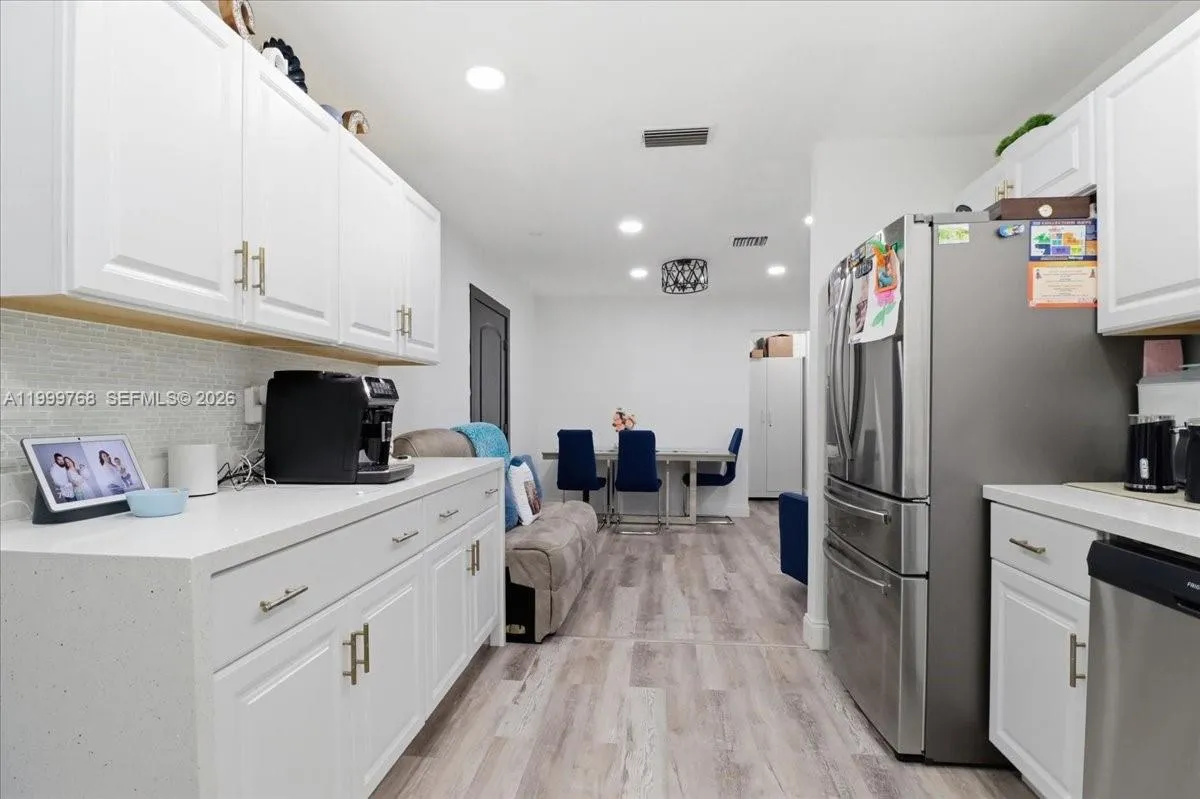 7551 Polk St, Hollywood, Florida 33024, Hollywood, Florida 33024, 3 Bedrooms Bedrooms, ,1 BathroomBathrooms,Residential Lease,For Rent,7551 Polk St, Hollywood, Florida 33024,A11999768