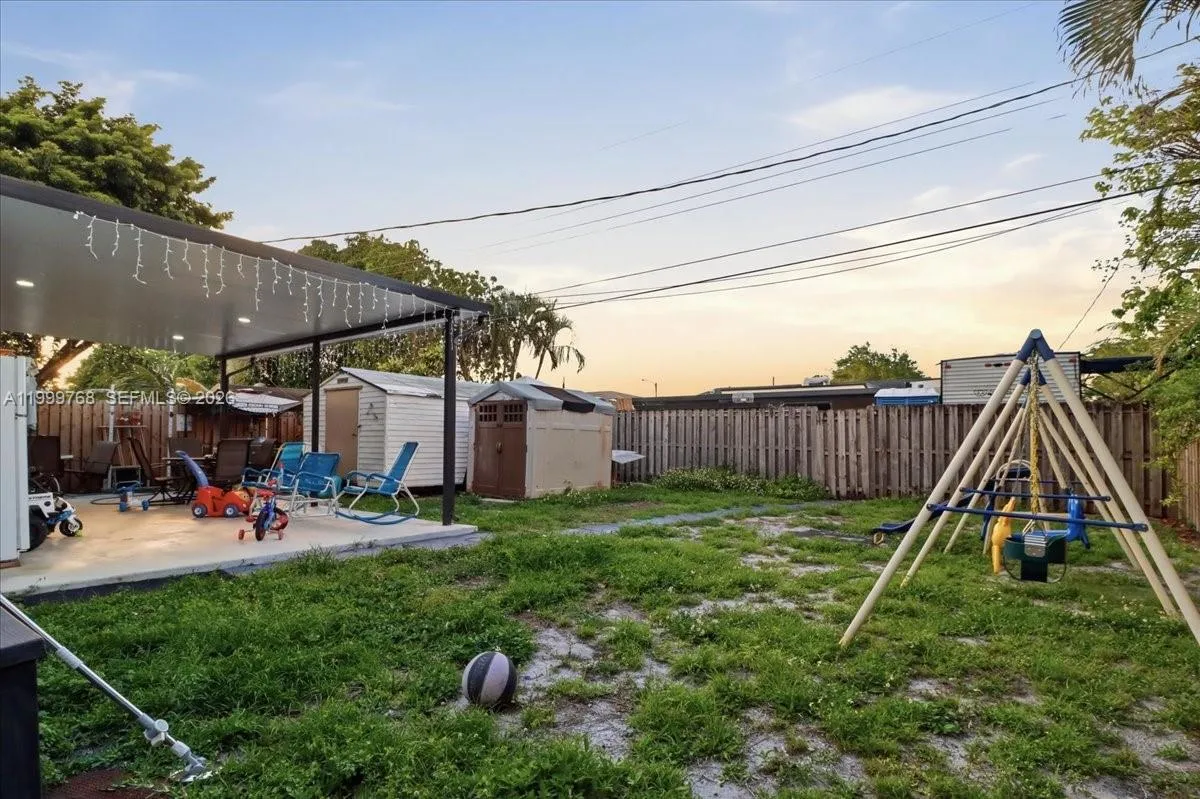 7551 Polk St, Hollywood, Florida 33024, Hollywood, Florida 33024, 3 Bedrooms Bedrooms, ,1 BathroomBathrooms,Residential Lease,For Rent,7551 Polk St, Hollywood, Florida 33024,A11999768