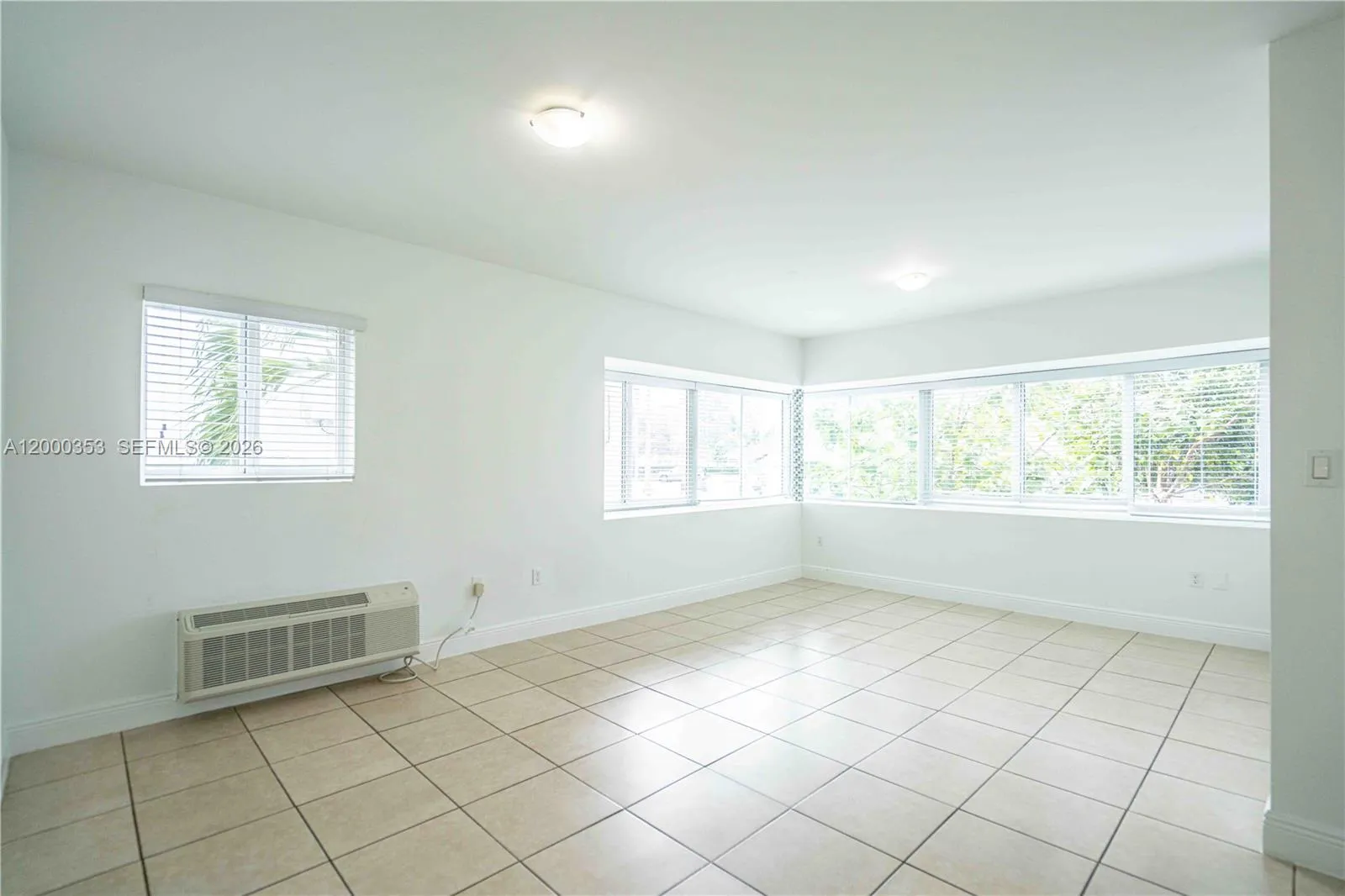 6971 Carlyle Ave 108, Miami Beach, Florida 33141, Miami Beach, Florida 33141, ,1 BathroomBathrooms,Residential Lease,For Rent,6971 Carlyle Ave 108, Miami Beach, Florida 33141,A12000353
