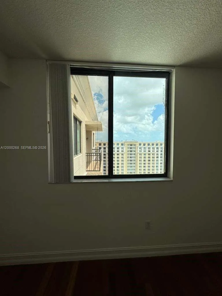 4242 Nw 2nd St 1606, Miami, Florida 33126, Miami, Florida 33126, 1 Bedroom Bedrooms, ,1 BathroomBathrooms,Residential Lease,For Rent,4242 Nw 2nd St 1606, Miami, Florida 33126,A12000268