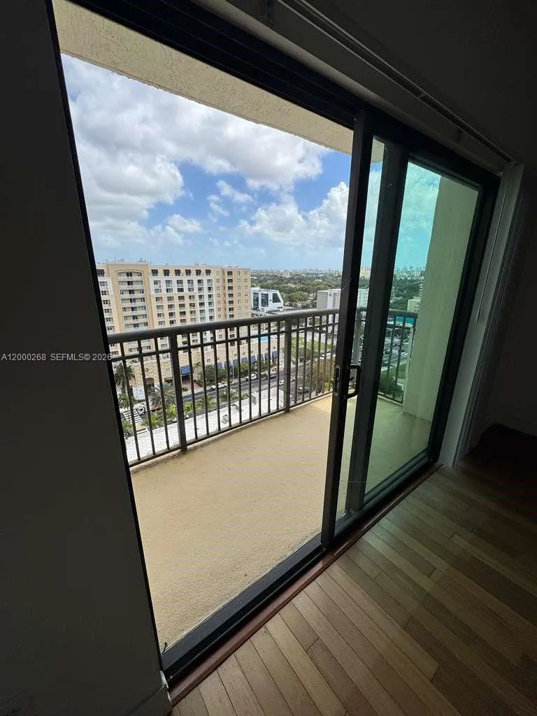 4242 Nw 2nd St 1606, Miami, Florida 33126, Miami, Florida 33126, 1 Bedroom Bedrooms, ,1 BathroomBathrooms,Residential Lease,For Rent,4242 Nw 2nd St 1606, Miami, Florida 33126,A12000268