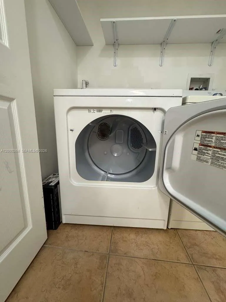 4242 Nw 2nd St 1606, Miami, Florida 33126, Miami, Florida 33126, 1 Bedroom Bedrooms, ,1 BathroomBathrooms,Residential Lease,For Rent,4242 Nw 2nd St 1606, Miami, Florida 33126,A12000268
