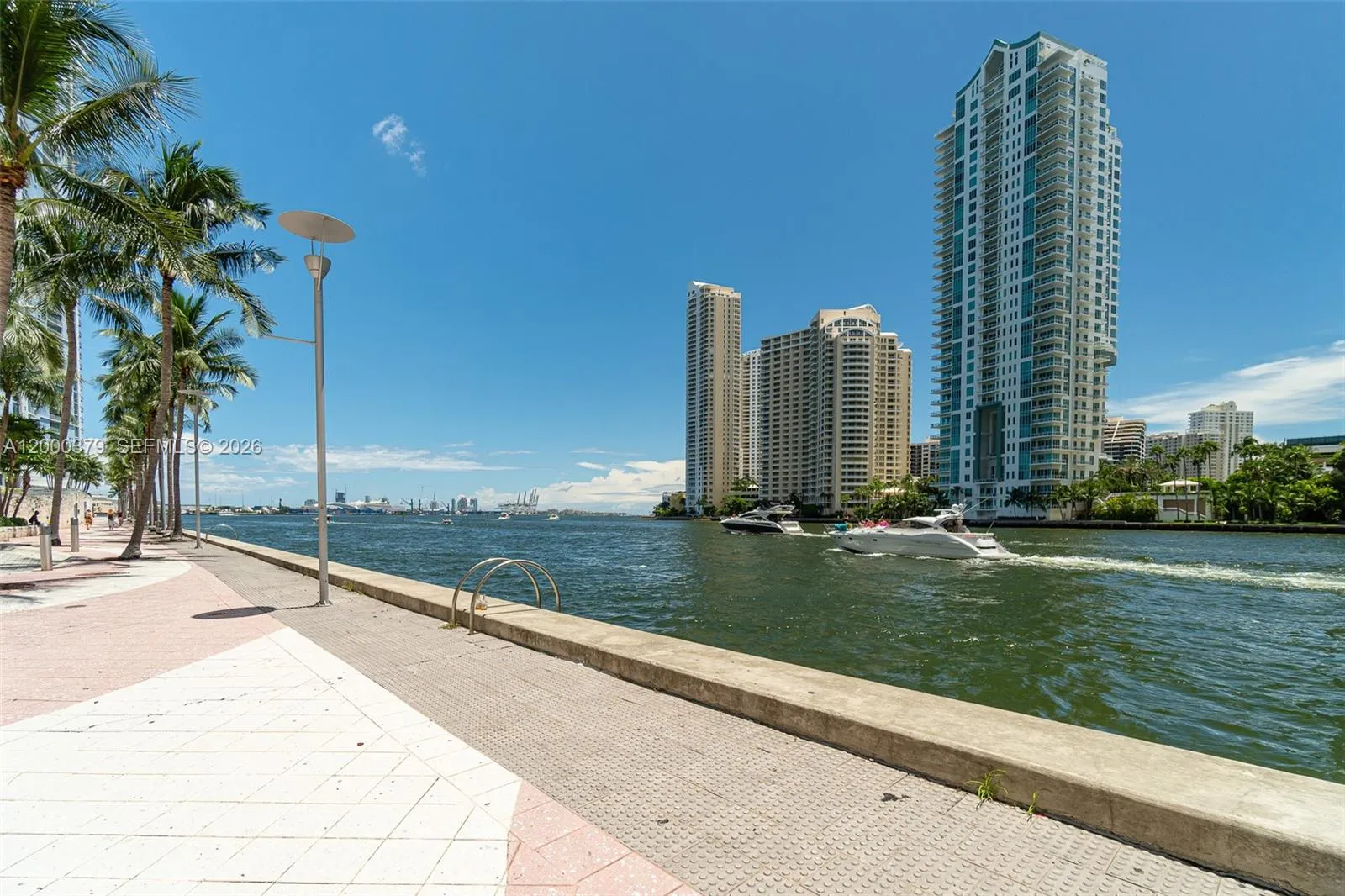 300 S Biscayne Blvd T-1411, Miami, Florida 33131, Miami, Florida 33131, 1 Bedroom Bedrooms, ,1 BathroomBathrooms,Residential,For Sale,300 S Biscayne Blvd T-1411, Miami, Florida 33131,A12000379