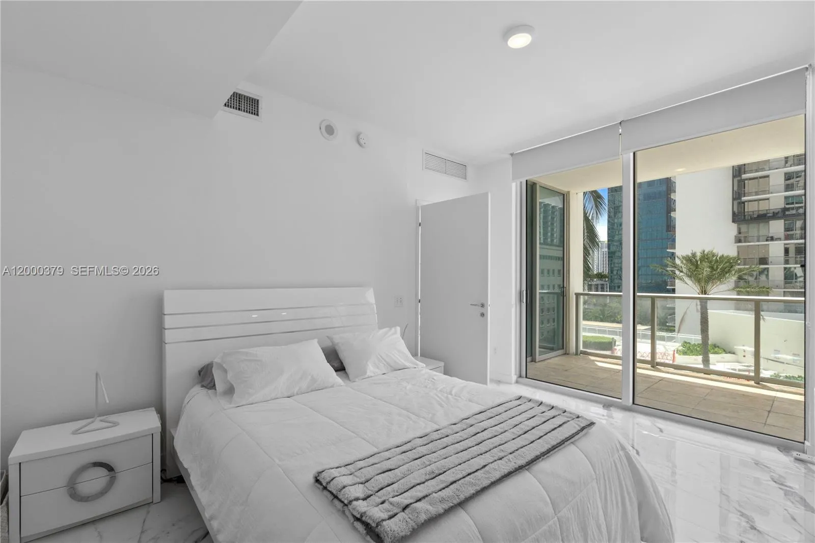 300 S Biscayne Blvd T-1411, Miami, Florida 33131, Miami, Florida 33131, 1 Bedroom Bedrooms, ,1 BathroomBathrooms,Residential,For Sale,300 S Biscayne Blvd T-1411, Miami, Florida 33131,A12000379