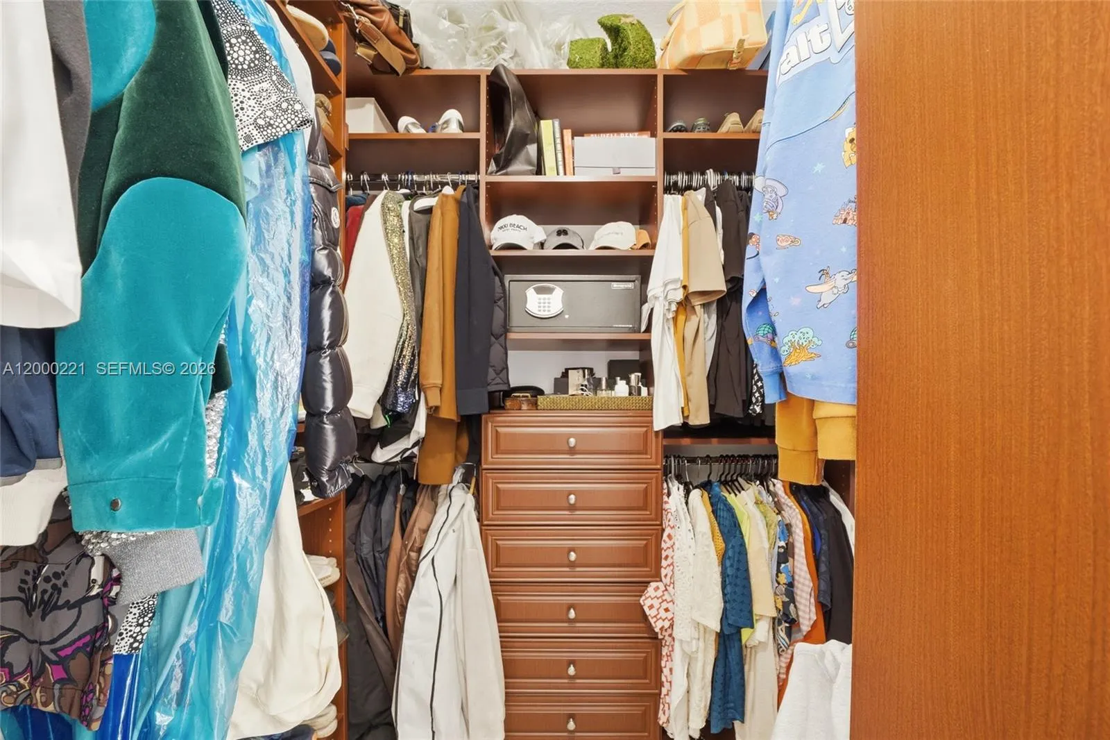 9901 Sw 145th St, Miami, Florida 33176, Miami, Florida 33176, 5 Bedrooms Bedrooms, ,3 BathroomsBathrooms,Residential,For Sale,9901 Sw 145th St, Miami, Florida 33176,A12000221