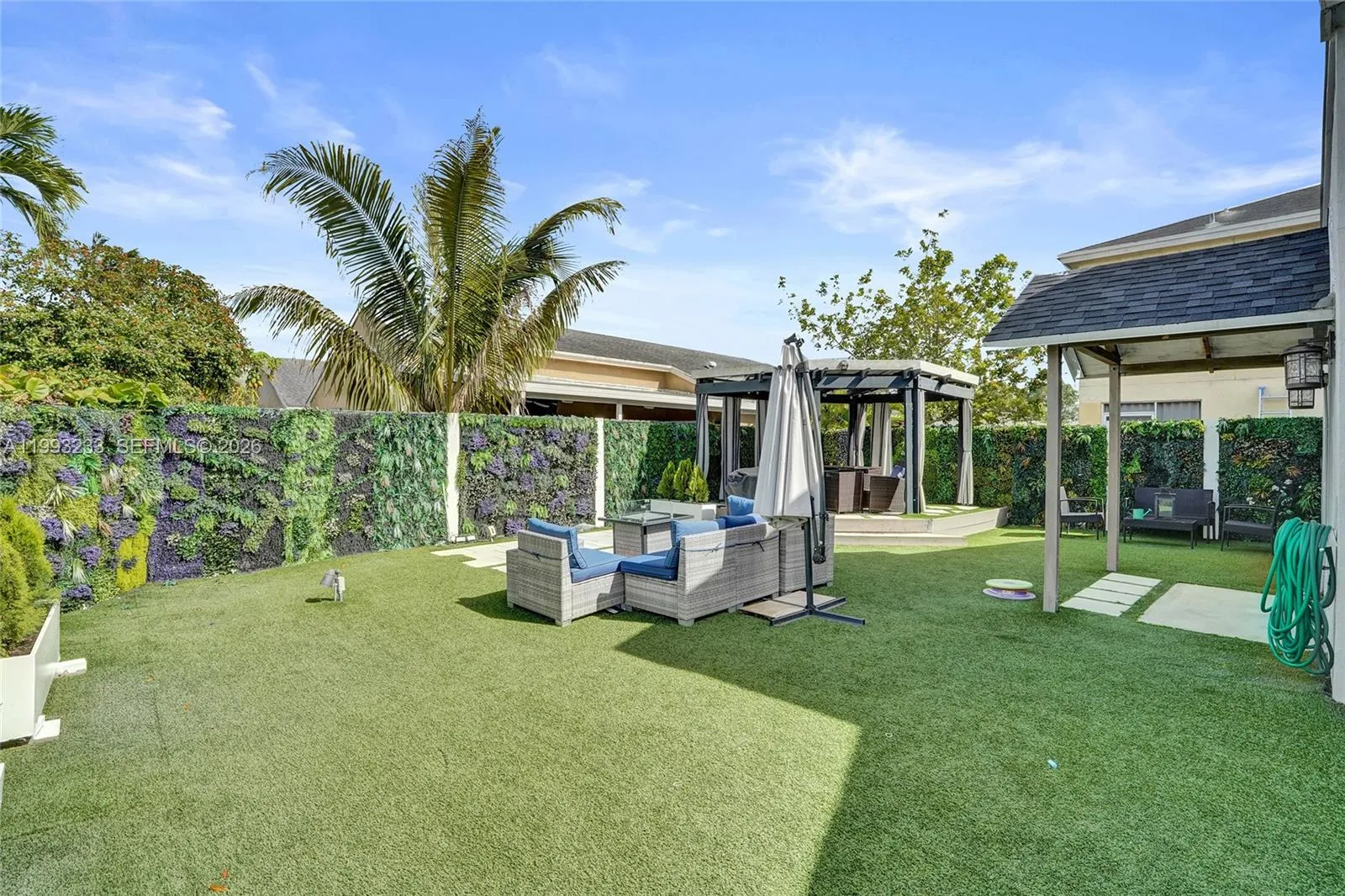 372 W Riverbend Dr, Sunrise, Florida 33326, Sunrise, Florida 33326, 3 Bedrooms Bedrooms, ,2 BathroomsBathrooms,Residential,For Sale,372 W Riverbend Dr, Sunrise, Florida 33326,A11993233