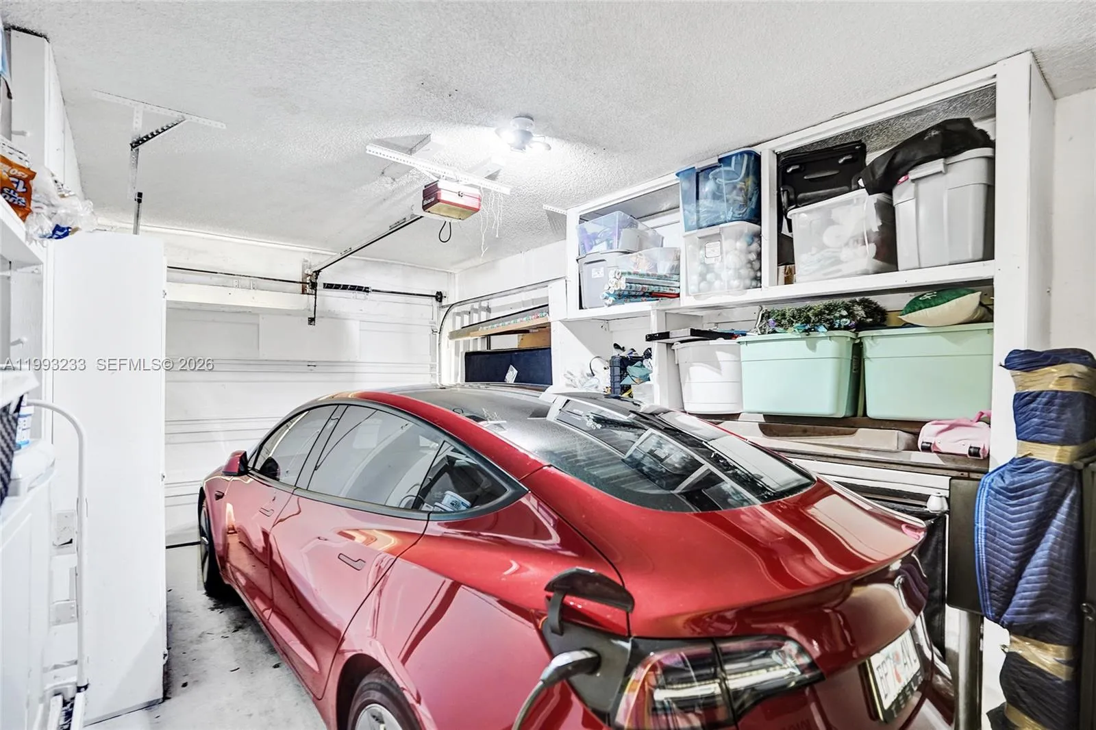 372 W Riverbend Dr, Sunrise, Florida 33326, Sunrise, Florida 33326, 3 Bedrooms Bedrooms, ,2 BathroomsBathrooms,Residential,For Sale,372 W Riverbend Dr, Sunrise, Florida 33326,A11993233