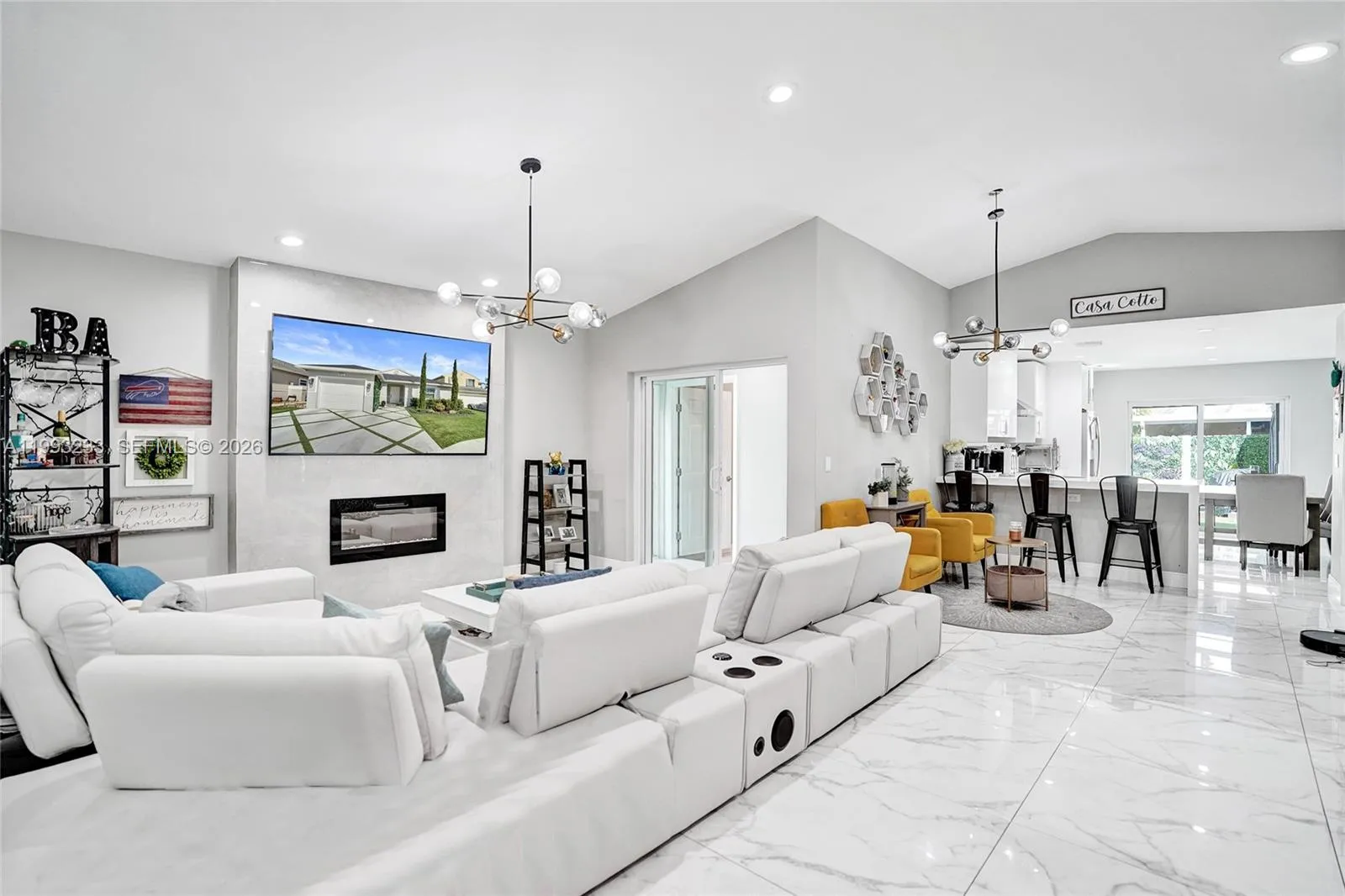 372 W Riverbend Dr, Sunrise, Florida 33326, Sunrise, Florida 33326, 3 Bedrooms Bedrooms, ,2 BathroomsBathrooms,Residential,For Sale,372 W Riverbend Dr, Sunrise, Florida 33326,A11993233