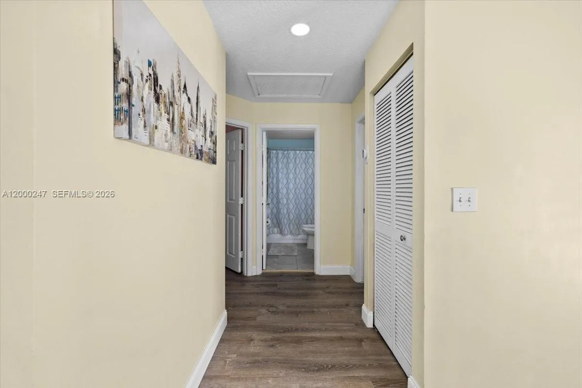 15385 Sw 51st St, Davie, Florida 33331, Davie, Florida 33331, 4 Bedrooms Bedrooms, ,2 BathroomsBathrooms,Residential Lease,For Rent,15385 Sw 51st St, Davie, Florida 33331,A12000247