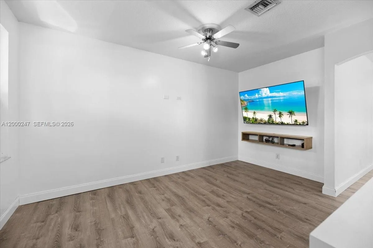 15385 Sw 51st St, Davie, Florida 33331, Davie, Florida 33331, 4 Bedrooms Bedrooms, ,2 BathroomsBathrooms,Residential Lease,For Rent,15385 Sw 51st St, Davie, Florida 33331,A12000247