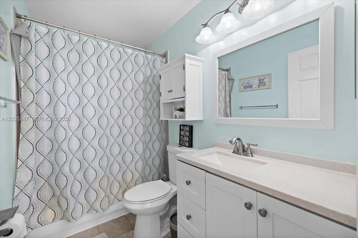 15385 Sw 51st St, Davie, Florida 33331, Davie, Florida 33331, 4 Bedrooms Bedrooms, ,2 BathroomsBathrooms,Residential Lease,For Rent,15385 Sw 51st St, Davie, Florida 33331,A12000247