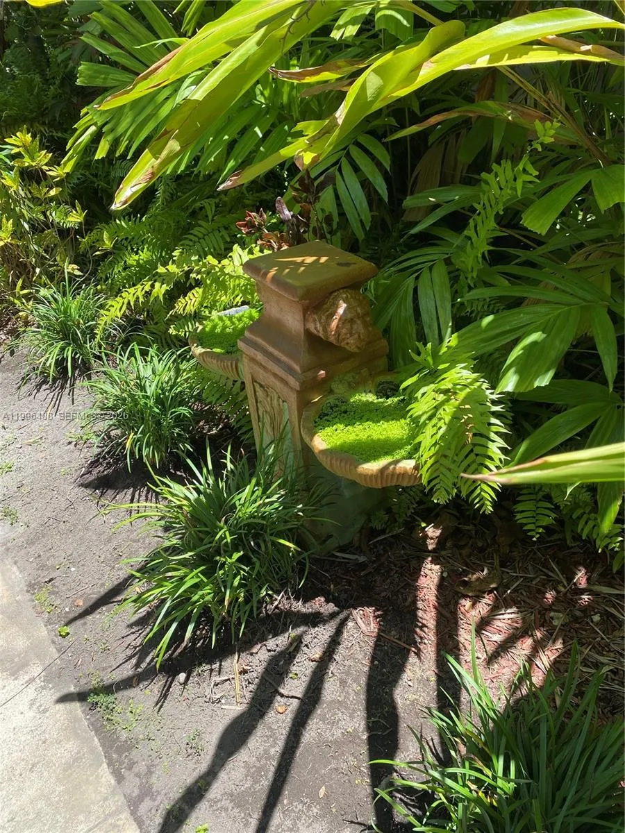 40 Almeria Ave 16, Coral Gables, Florida 33134, Coral Gables, Florida 33134, 1 Bedroom Bedrooms, ,1 BathroomBathrooms,Residential Lease,For Rent,40 Almeria Ave 16, Coral Gables, Florida 33134,A11996488