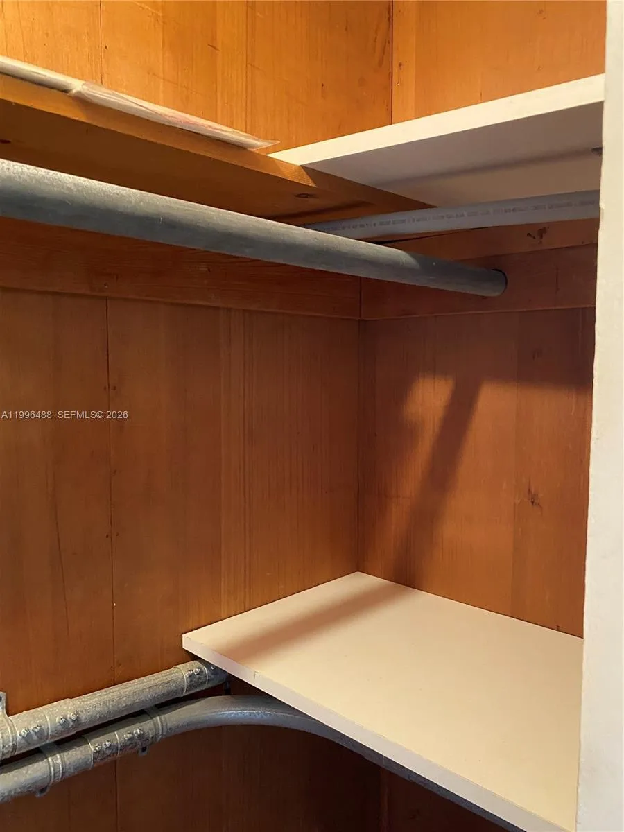 40 Almeria Ave 16, Coral Gables, Florida 33134, Coral Gables, Florida 33134, 1 Bedroom Bedrooms, ,1 BathroomBathrooms,Residential Lease,For Rent,40 Almeria Ave 16, Coral Gables, Florida 33134,A11996488