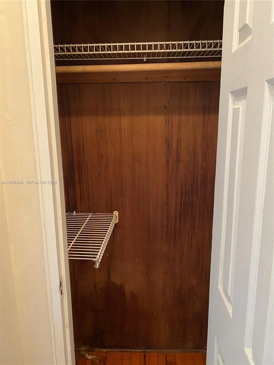 40 Almeria Ave 16, Coral Gables, Florida 33134, Coral Gables, Florida 33134, 1 Bedroom Bedrooms, ,1 BathroomBathrooms,Residential Lease,For Rent,40 Almeria Ave 16, Coral Gables, Florida 33134,A11996488