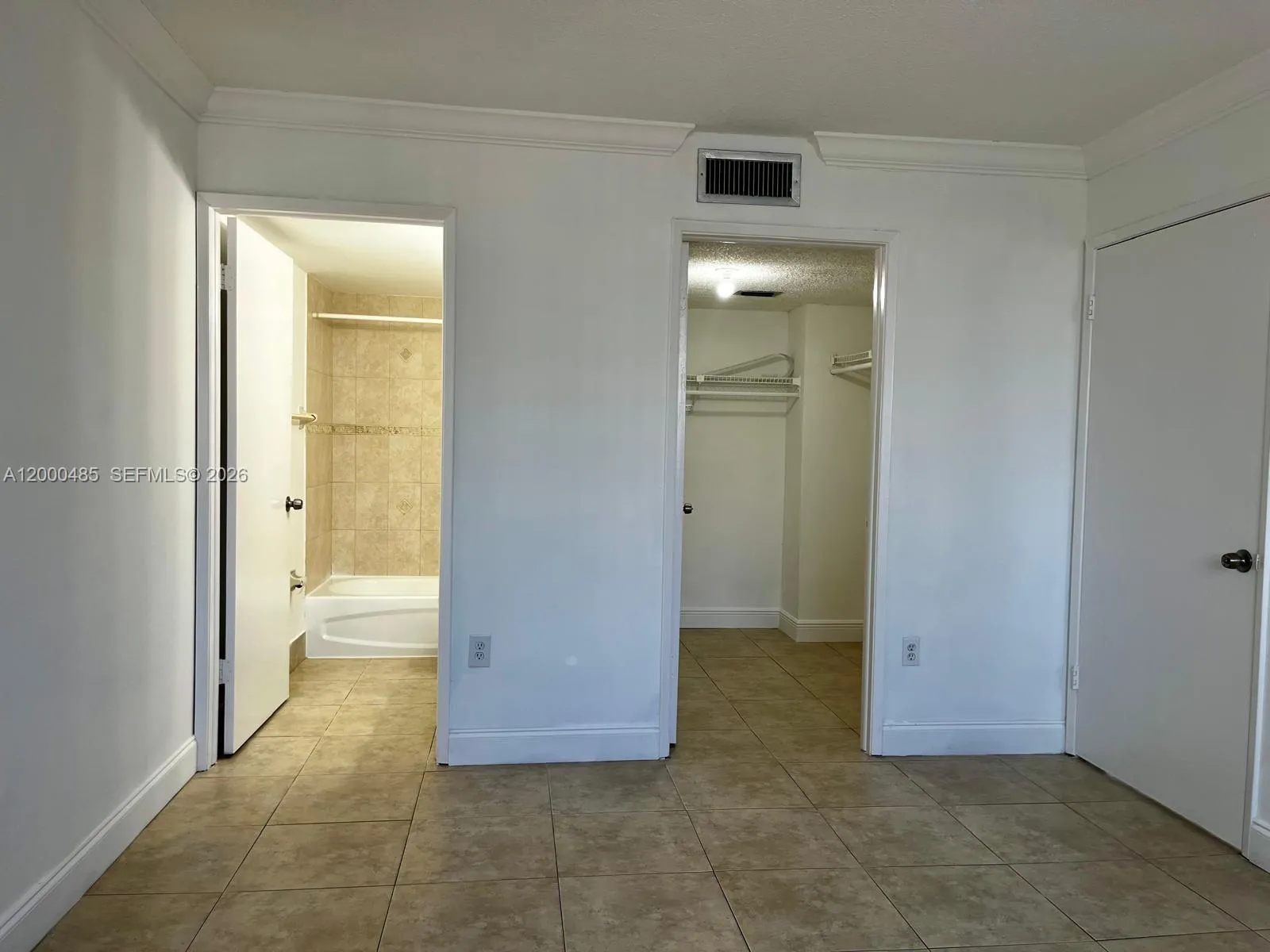 8261 Nw 8th St 235, Miami, Florida 33126, Miami, Florida 33126, 2 Bedrooms Bedrooms, ,2 BathroomsBathrooms,Residential Lease,For Rent,8261 Nw 8th St 235, Miami, Florida 33126,A12000485