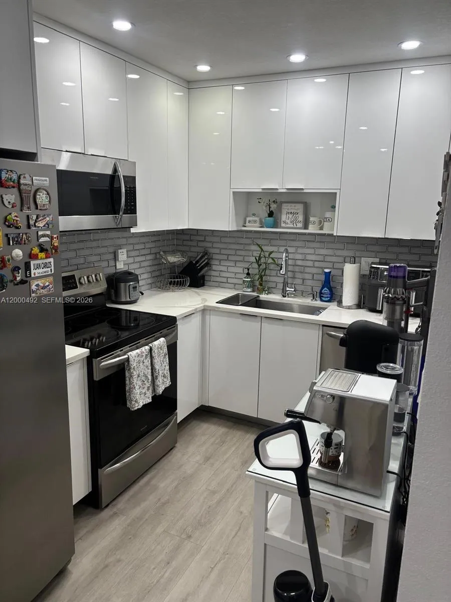 4050 Nw 135th St 18-1, Opa Locka, Florida 33054, Opa Locka, Florida 33054, 2 Bedrooms Bedrooms, ,1 BathroomBathrooms,Residential,For Sale,4050 Nw 135th St 18-1, Opa Locka, Florida 33054,A12000492