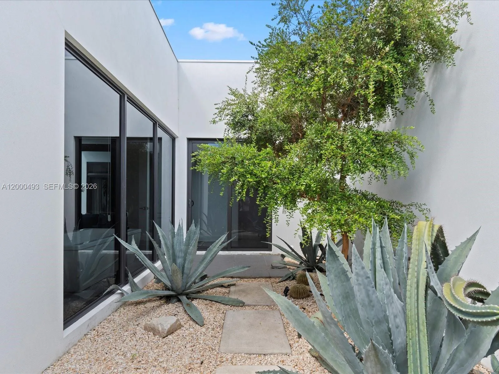 16650 Sunset Way 16650, Weston, Florida 33326, Weston, Florida 33326, 5 Bedrooms Bedrooms, ,7 BathroomsBathrooms,Residential Lease,For Rent,16650 Sunset Way 16650, Weston, Florida 33326,A12000493