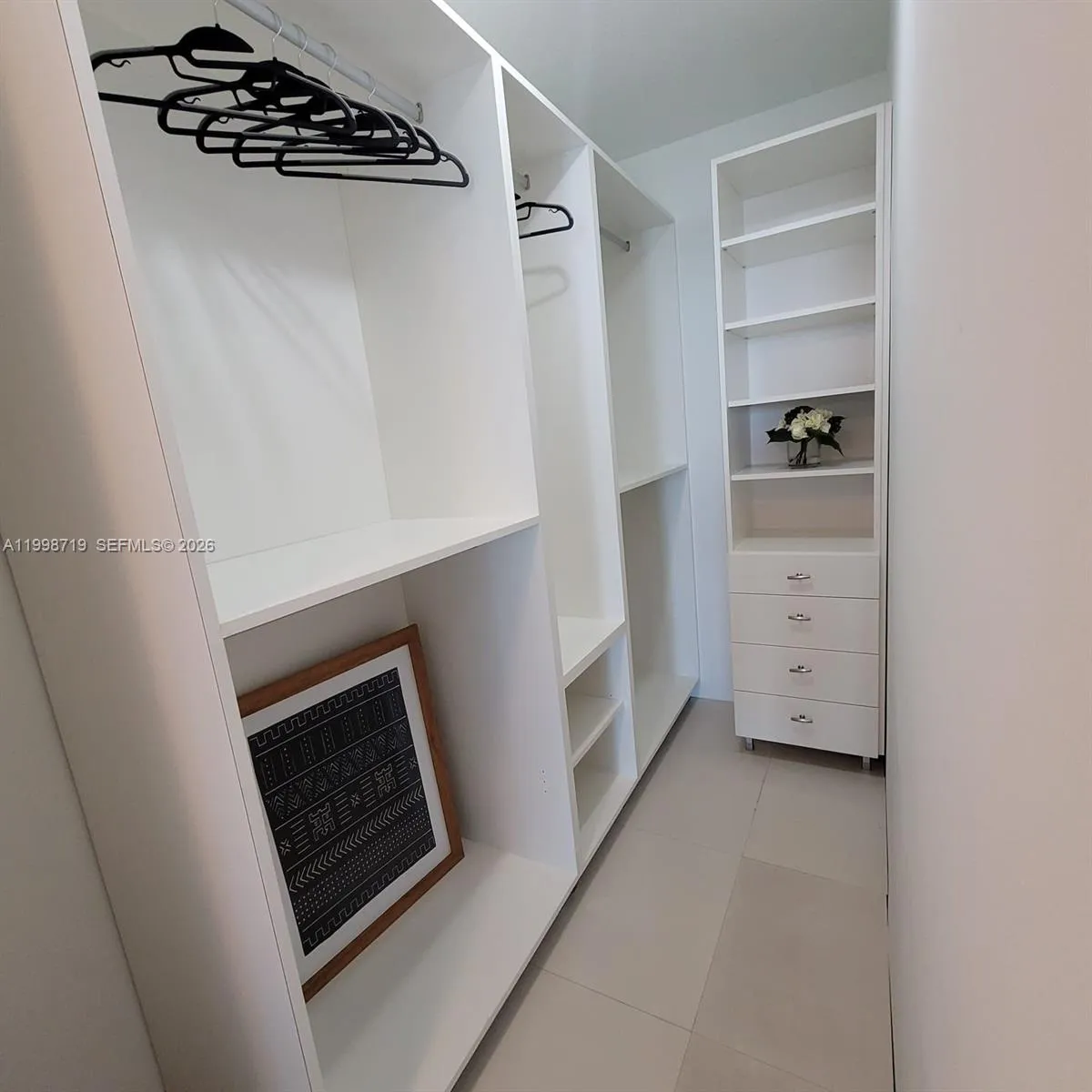 41 Se 5th St 1201, Miami, Florida 33131, Miami, Florida 33131, 2 Bedrooms Bedrooms, ,2 BathroomsBathrooms,Residential,For Sale,41 Se 5th St 1201, Miami, Florida 33131,A11998719