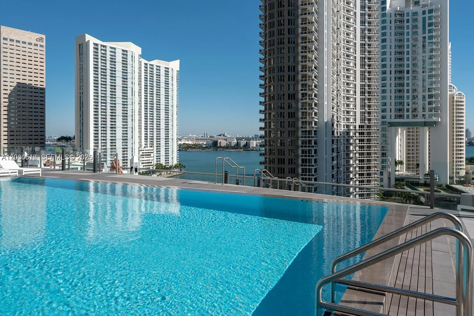 465 Brickell Ave 4604, Miami, Florida 33131, Miami, Florida 33131, 1 Bedroom Bedrooms, ,1 BathroomBathrooms,Residential Lease,For Rent,465 Brickell Ave 4604, Miami, Florida 33131,A12000510
