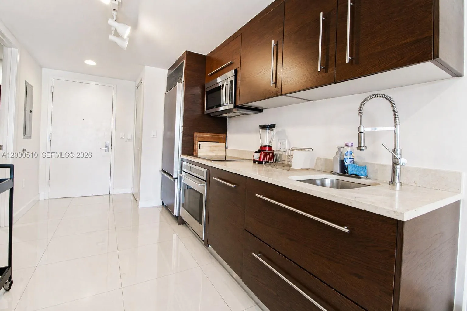 465 Brickell Ave 4604, Miami, Florida 33131, Miami, Florida 33131, 1 Bedroom Bedrooms, ,1 BathroomBathrooms,Residential Lease,For Rent,465 Brickell Ave 4604, Miami, Florida 33131,A12000510