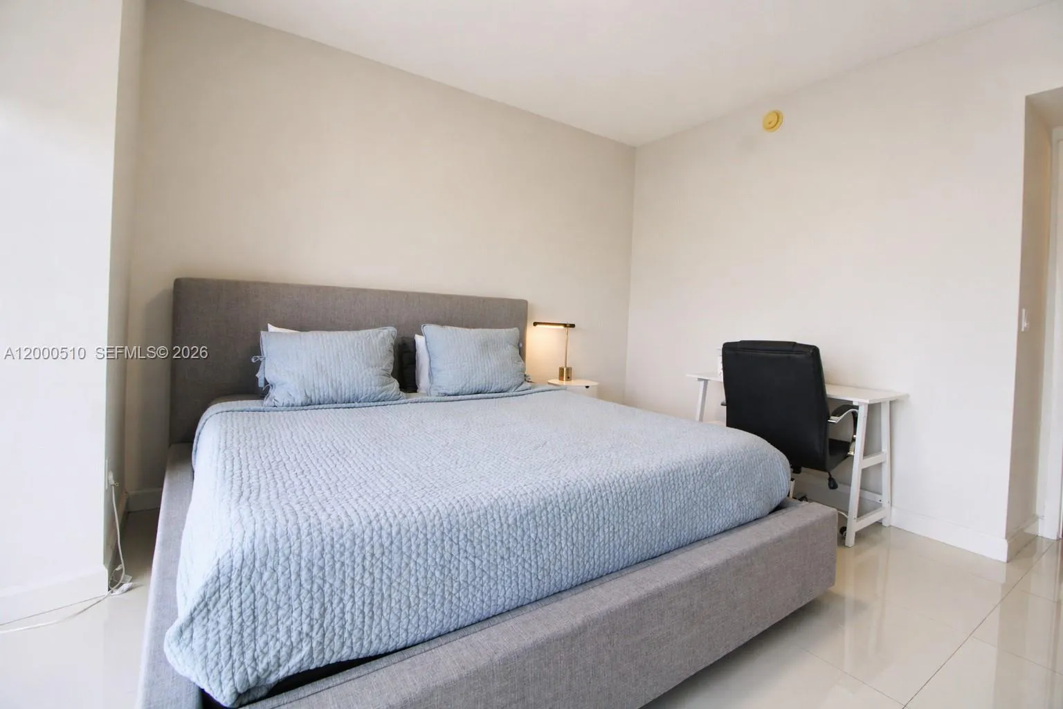 465 Brickell Ave 4604, Miami, Florida 33131, Miami, Florida 33131, 1 Bedroom Bedrooms, ,1 BathroomBathrooms,Residential Lease,For Rent,465 Brickell Ave 4604, Miami, Florida 33131,A12000510
