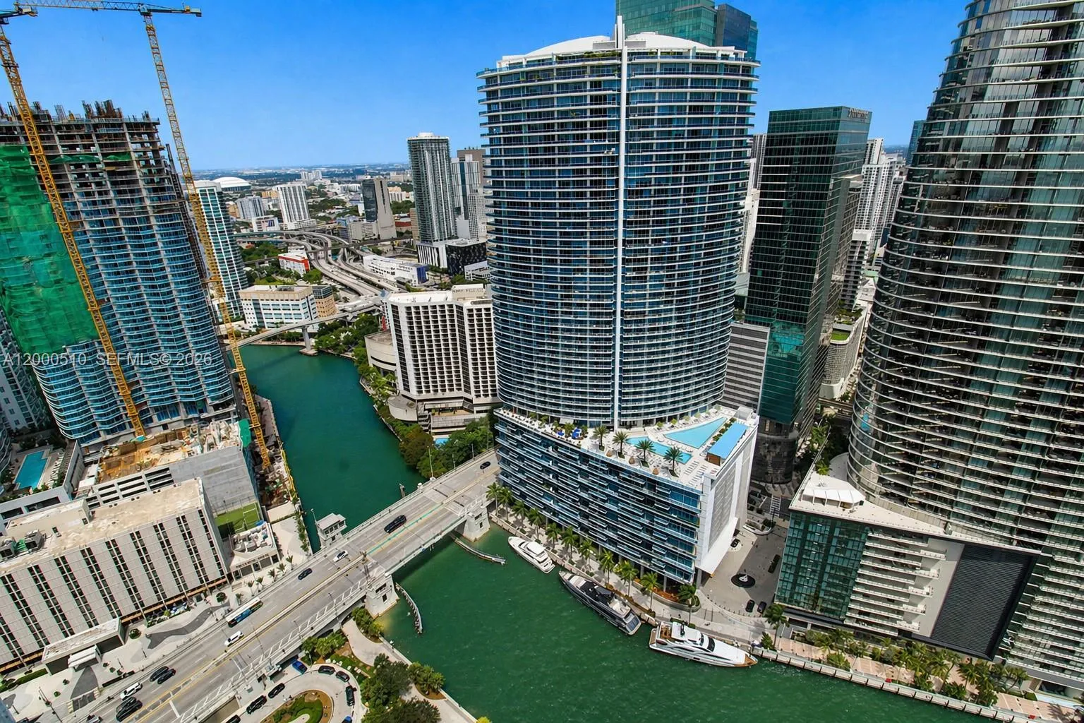 465 Brickell Ave 4604, Miami, Florida 33131, Miami, Florida 33131, 1 Bedroom Bedrooms, ,1 BathroomBathrooms,Residential Lease,For Rent,465 Brickell Ave 4604, Miami, Florida 33131,A12000510