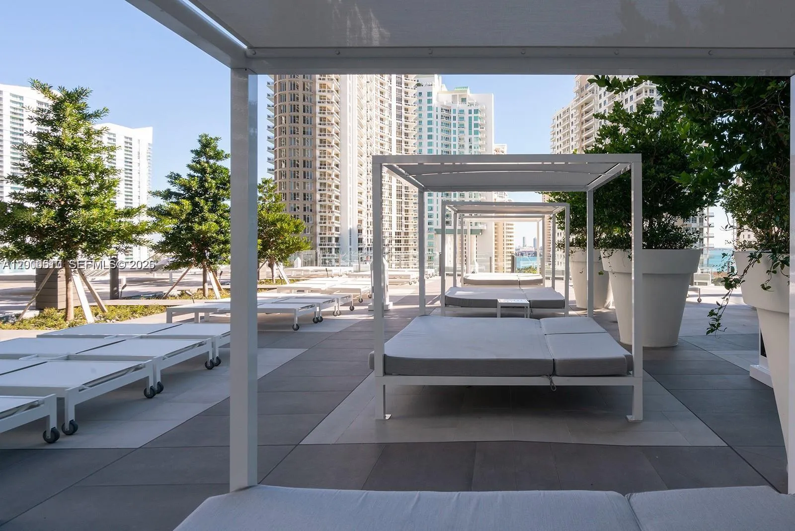465 Brickell Ave 4604, Miami, Florida 33131, Miami, Florida 33131, 1 Bedroom Bedrooms, ,1 BathroomBathrooms,Residential Lease,For Rent,465 Brickell Ave 4604, Miami, Florida 33131,A12000510
