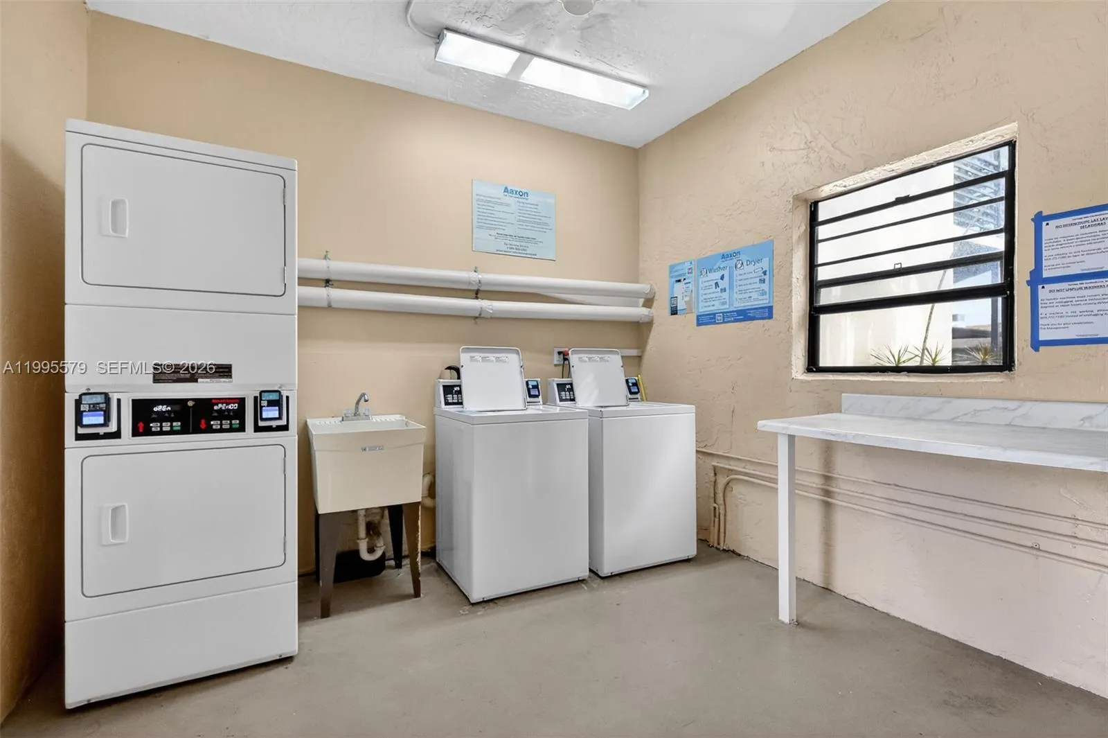 275 Gate Rd 104, Hollywood, Florida 33024, Hollywood, Florida 33024, 2 Bedrooms Bedrooms, ,2 BathroomsBathrooms,Residential,For Sale,275 Gate Rd 104, Hollywood, Florida 33024,A11995579