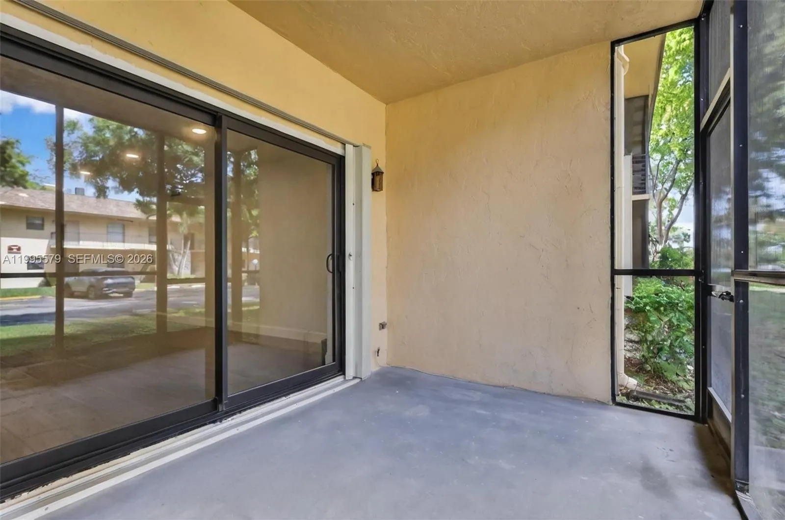 275 Gate Rd 104, Hollywood, Florida 33024, Hollywood, Florida 33024, 2 Bedrooms Bedrooms, ,2 BathroomsBathrooms,Residential,For Sale,275 Gate Rd 104, Hollywood, Florida 33024,A11995579