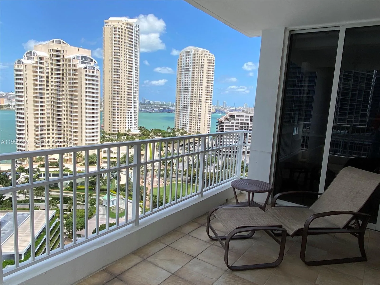701 Brickell Key Blvd 2104, Miami, Florida 33131, Miami, Florida 33131, 2 Bedrooms Bedrooms, ,2 BathroomsBathrooms,Residential Lease,For Rent,701 Brickell Key Blvd 2104, Miami, Florida 33131,A11999904