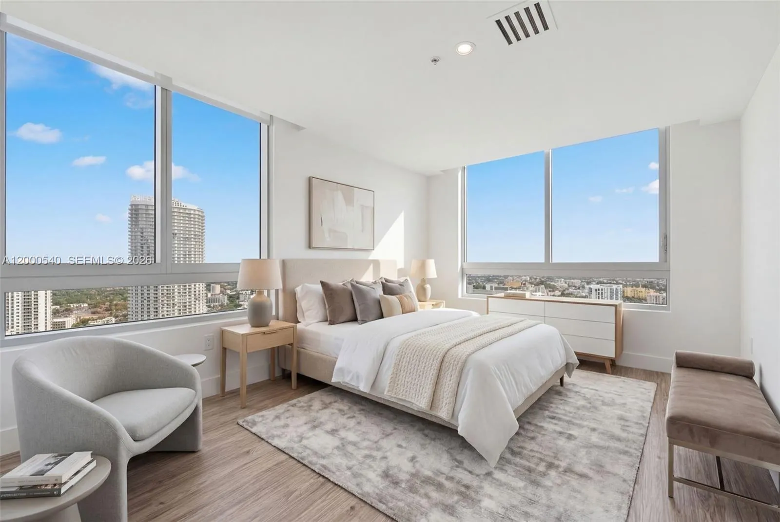 Miami, Florida 33130, 3 Bedrooms Bedrooms, ,3 BathroomsBathrooms,Residential Lease,For Rent,A12000540
