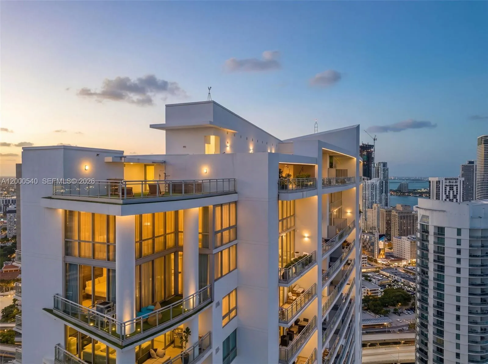 Miami, Florida 33130, 3 Bedrooms Bedrooms, ,3 BathroomsBathrooms,Residential Lease,For Rent,A12000540